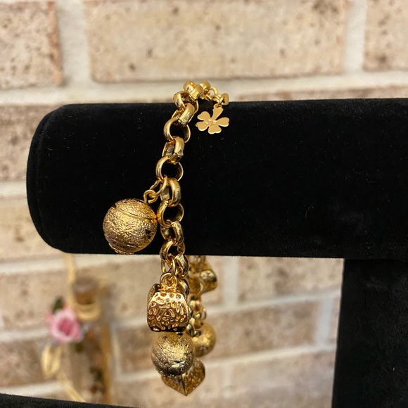 Set of necklace and bracelet gold tone - Picture 9 of 9